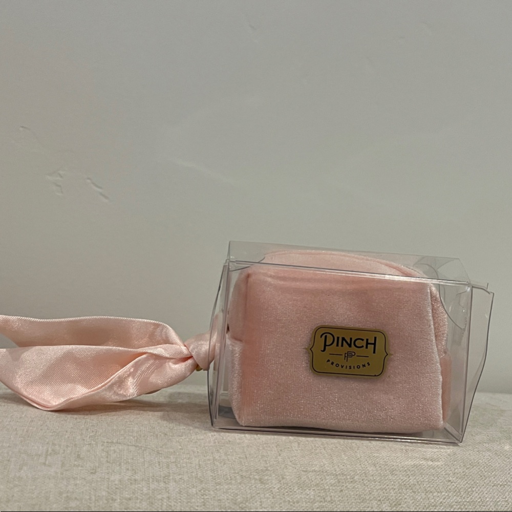 Pinch Provisions Bridal Minimergency Kit Pink Velvet